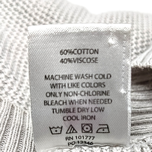 Soybu Gray V-Neck Sweater Women's Size Medium - Picture 5 of 5